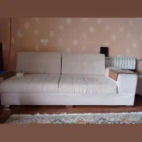 کاناپه سه نفره تشکها بدون تورفتگی پارچه  سالم