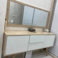 کنسول و درآور و آیینه و پاتختی ممبران