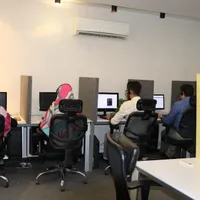 فروشنده تلفنی ماهر جهت فروش محصولات آموزشی یوتیوب