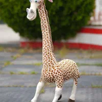 عروسک زرافه ماداگاسکار .وارجینال وارداتی