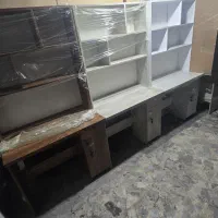 میز تحریر کتابخانه دار