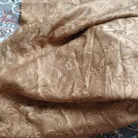 پارچه طلایی رنگ