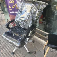 صندلی فوق العاده عالی