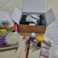 وسایل ناخن کاری ب فروش میرسد