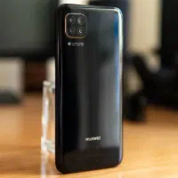 گوشی هواوی  مدل nova 7iتمیز بدون ایراد