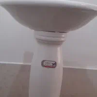 روشویی سالم و استفاده نشده