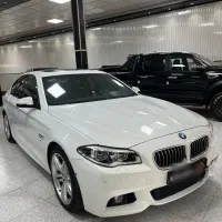 بی ام و 528iسدان