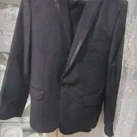 کت وشلوار پسرانه همراه با پیراهن سفید
