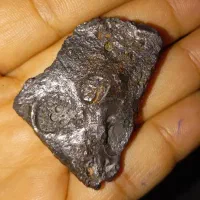 نیازمندکارشناس سنگ شناسی هستم