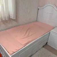 تخت کودک و نوجوان