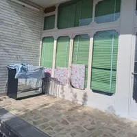 خانه ۲۰۰ متری دارای دو سند سه دانگ ساختمان موجود