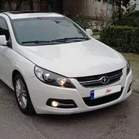 جک j5 مدل ۱۳۹۳