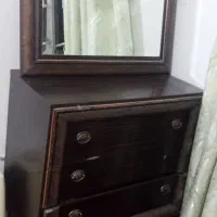 آینه و میز