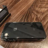 ایفون xs max در حد اکبند