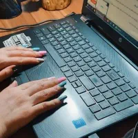 طراح سایت و سئوکار هستم.