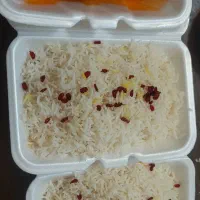 شاگرد رستوران برای روزهای جمعه