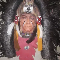 مجسمه و دیوارکوب سرخپوست|مجسمه، تندیس، ماکت|اندیشه, اندیشه فاز ۱|دیوار