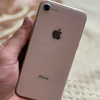 آیفون 8