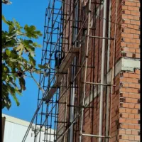 جوشکاری و رابیتس کاری نمای ساختمان