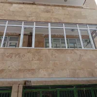در پنجره یو پی وی سی توریی پشه بند .