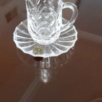 فنجان و نعلبکی لاروس