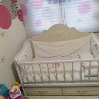 تخت و کمد کودک