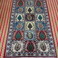 فرش دست بافت طرح کاج1متردر2متر|فرش|اصفهان, براآن شمالی|دیوار