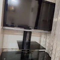 تلویزیون سونی مدل براویا 42 اینج سالم با میز