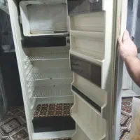 یخچال آزمایش