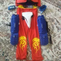 لوازم محافظتی ووشو کاملا نو( کنگفو،کاراته)