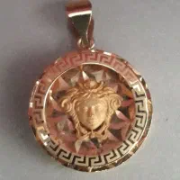 مدال ورساچه کاملا نو(فقط معاوضه)