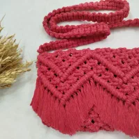 کیف دوشی  زنانه ی مکرومه