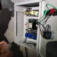 برقکار،رفع اتصالی خانگی و صنعتی،خدمات برق اسپیلت‌