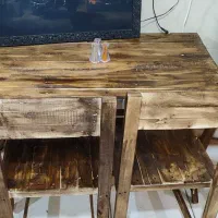 میز چوبی
