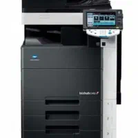 کونیکا رنگی در حد نو