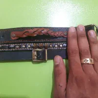 دستبند چرم
