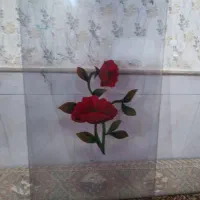 سلام یک عدد شیشه میز نهار خوری سالم