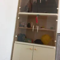 کمد لباسی وسایل سخصی