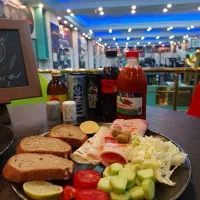 نیروی آقا بوفه