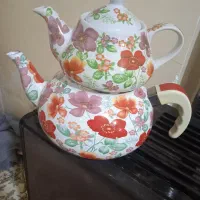 کتری و قوری لعابی .جنس قوری چینی