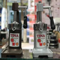 آب انار گیری تینا