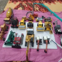 ۱۸ عدد ماشین راه سازی فلزی درجه یک خارجی برند