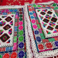 بالشت قدمی|رختخواب، بالش، پتو|زهک, |دیوار