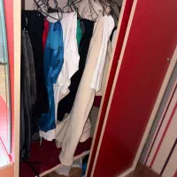 تخت و کمد|تخت و سرویس خواب|ری, جوانمرد قصاب|دیوار