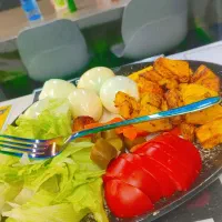 نیرو جهت کار در بوفه اقایون