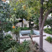 خانه قدیمی و کلنگی