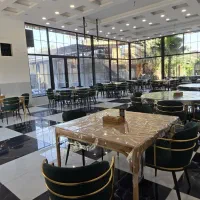 مهماندار  آقا با تجربه روزی۸۰۰ با وعده غذا