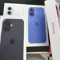 گوشی آیفون ۱۶ نرمال سفید مشکی