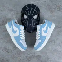 فروش عمده کتونی|کیف، کفش، کمربند|رشت, توشیبا|دیوار