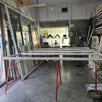 همکار نیمه ماهر درب و پنجره آلومینیومی و upvc
